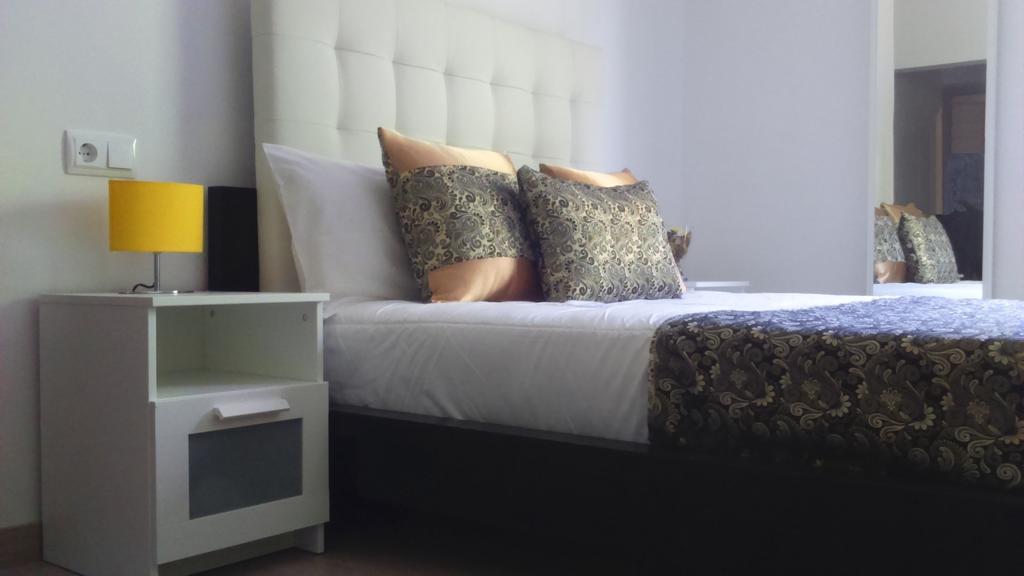 Brustar Sagrada Familia Otel Barselona Oda fotoğraf