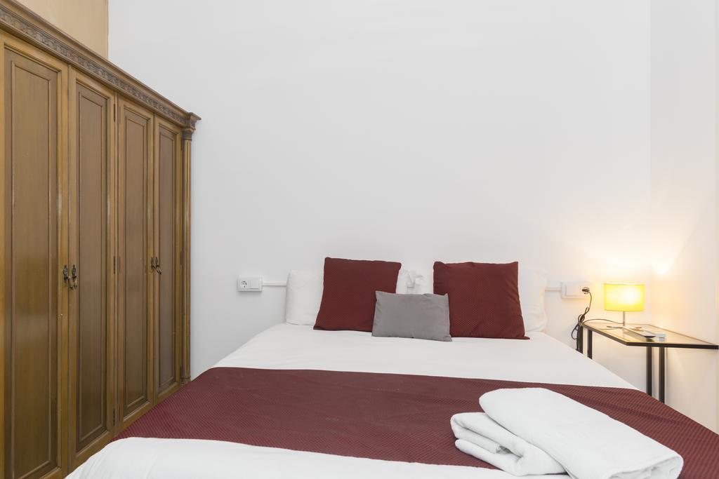 Brustar Sagrada Familia Otel Barselona Dış mekan fotoğraf